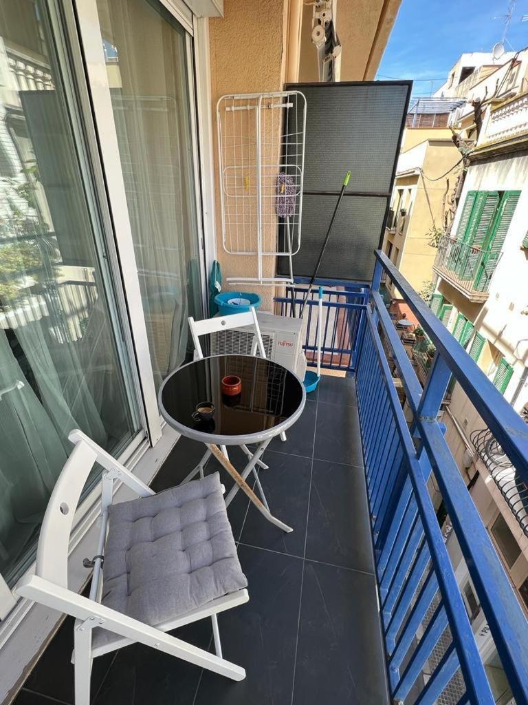 Sunny Flat In Sitges 30 Seconds To Beach, Balcony & Sea Views! Εξωτερικό φωτογραφία